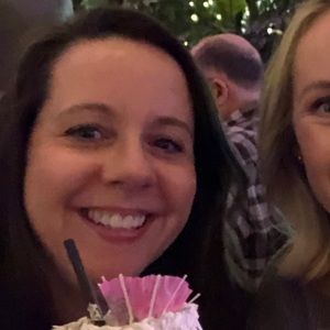 Meet your Posher, Crystal